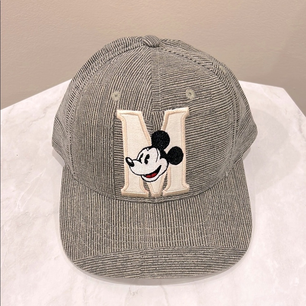 🔥Disney Kids Gray Cap with Mickey Mouse🔥